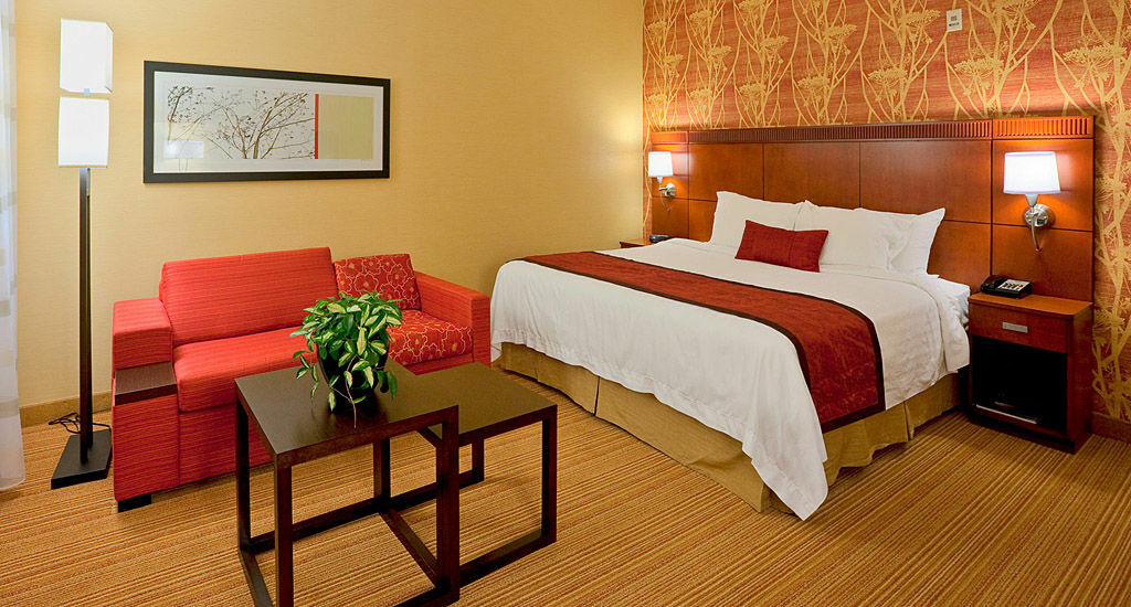 คอร์ทยาร์ด โรอาโนค แอร์พอร์ต Hotel โรอาโนก ภายนอก รูปภาพ